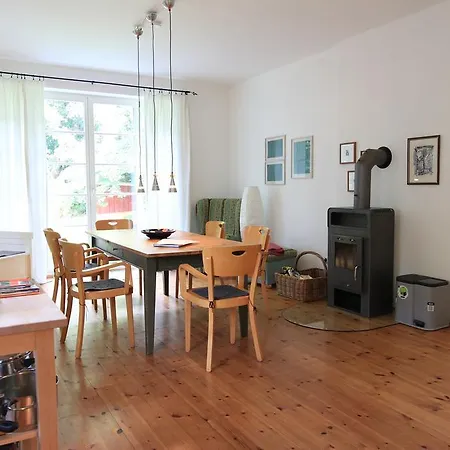 Rotes Ferienhaus