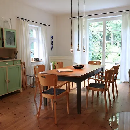 Rotes Ferienhaus Vakantiehuis Klausdorf (Vorpommern-Rugen)